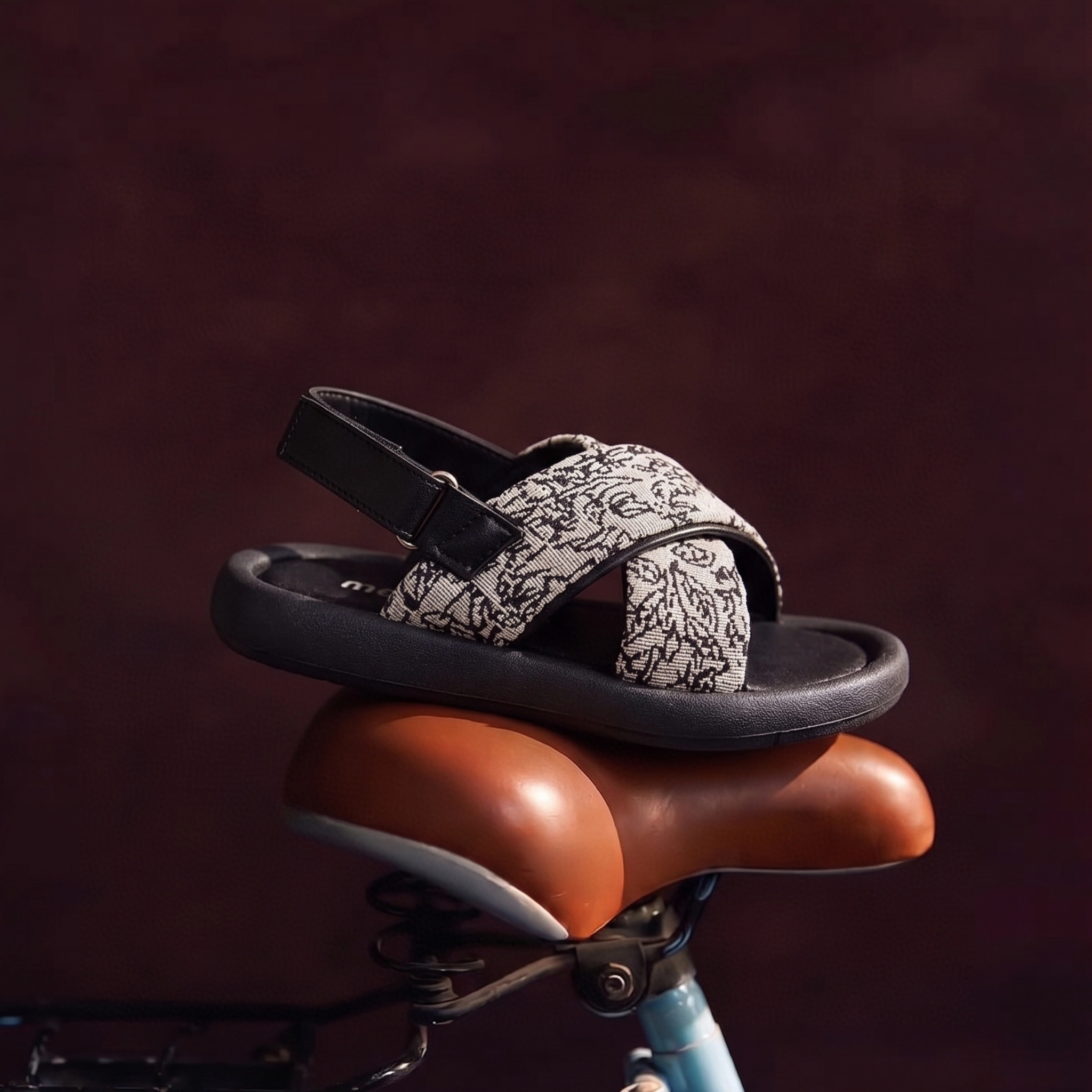 Kids Woven Cross Strap